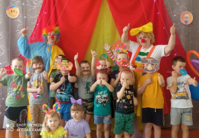 День смеха в детском саду День смеха в детском саду.